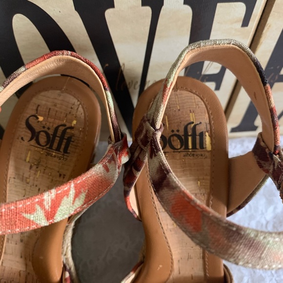 Sofft | Sofft Peggie Tropical Espadrille Wedges Sandals Size 7. - Picture 5 of 10